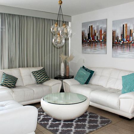 The Luxury Apartment Сан-Сальвадор Экстерьер фото